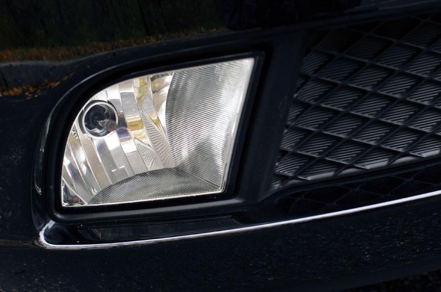  Kia Forte SX 2010 года  (фото 40 из 48)